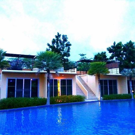 Bangkok.Grand.Resort 邦波 外观 照片